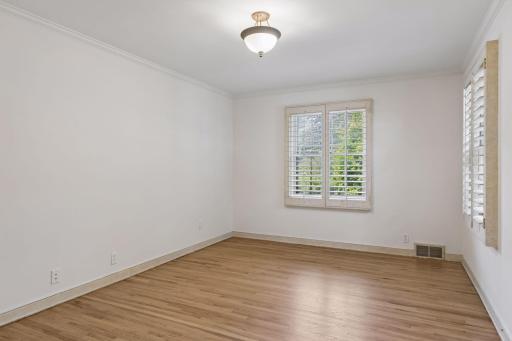 2501 France Avenue S, Minneapolis, MN 55416