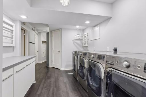2501 France Avenue S, Minneapolis, MN 55416