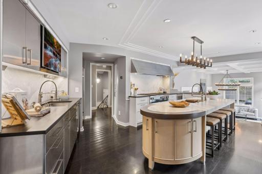2501 France Avenue S, Minneapolis, MN 55416
