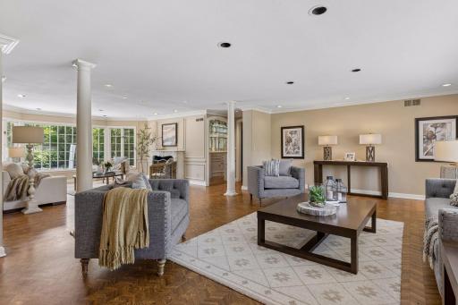 2501 France Avenue S, Minneapolis, MN 55416