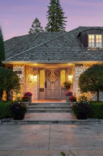 2501 France Avenue S, Minneapolis, MN 55416
