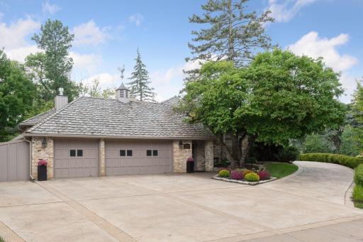 2501 France Avenue S, Minneapolis, MN 55416
