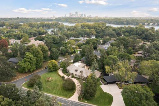 2501 France Avenue S, Minneapolis, MN 55416