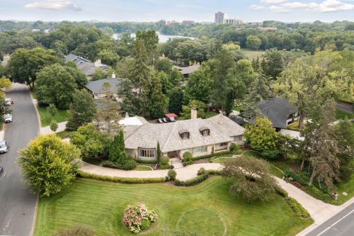 2501 France Avenue S, Minneapolis, MN 55416