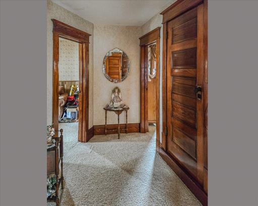 6050 Cahill Avenue, Inver Grove Heights, MN 55076