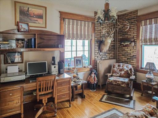 6050 Cahill Avenue, Inver Grove Heights, MN 55076