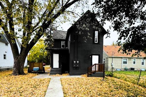 4010 Dupont Rear 1.jpeg