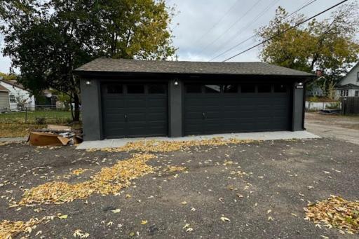 4010 Dupont Garage.jpeg