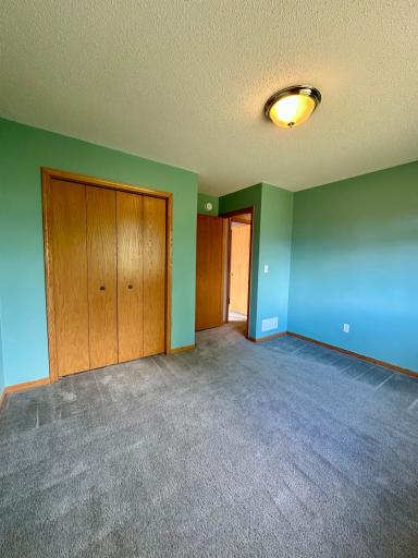 26177 150th Street NW, Zimmerman, MN 55398