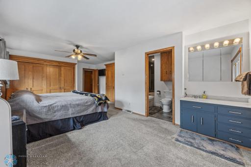 2212 5th Street S, Moorhead, MN 56560