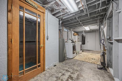 2212 5th Street S, Moorhead, MN 56560