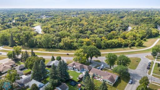 Aerial View to Rivershore Dr & Gooseberry Park