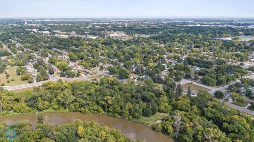 2212 5th Street S, Moorhead, MN 56560