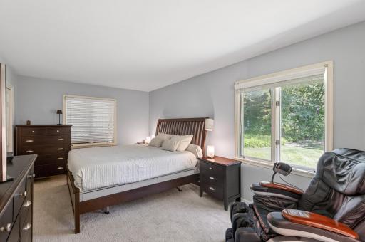 4730 Fairhills Road E, Minnetonka, MN 55345