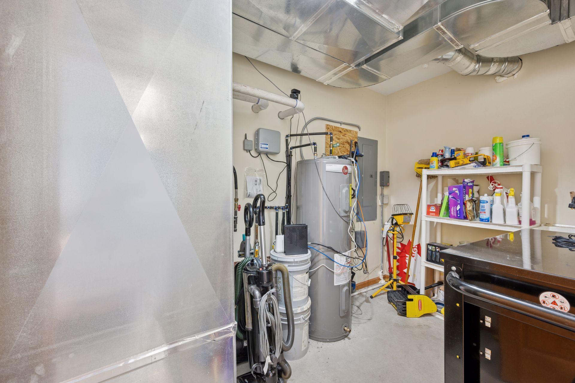 4011 Maciver Avenue Northeast - Spacecrafting - 0022.jpg