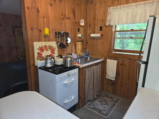 40592 County Road 343, Bovey, MN 55709