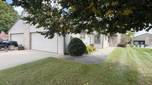 17 Conner Circle SW, Rochester, MN 55902