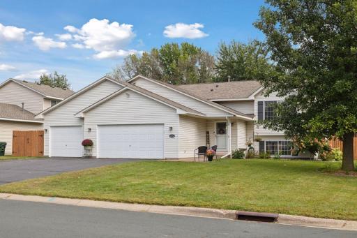 14554 Denver Court, Rosemount, MN 55068