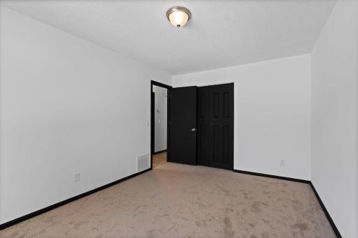 7409 74th Avenue N, Minneapolis, MN 55428