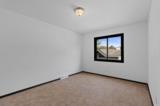 7409 74th Avenue N, Minneapolis, MN 55428