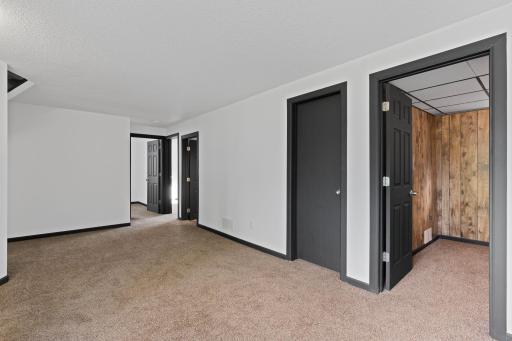 7409 74th Avenue N, Minneapolis, MN 55428