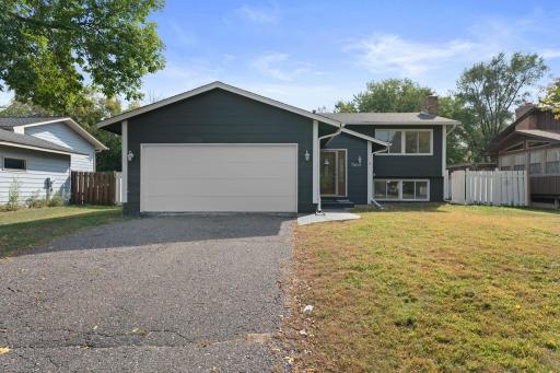 7409 74th Avenue N, Minneapolis, MN 55428