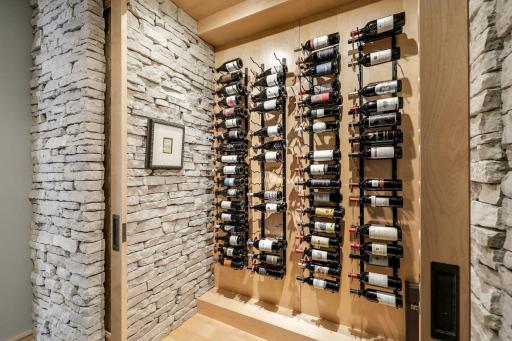 8700 Legends Club Drive, Prior Lake, MN 55372