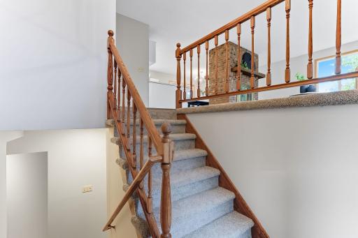 125 E Lake Street, Waconia, MN 55387