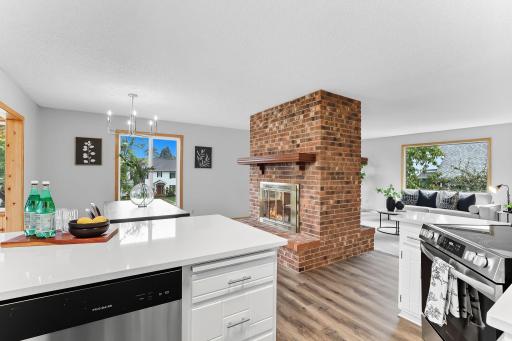 125 E Lake Street, Waconia, MN 55387