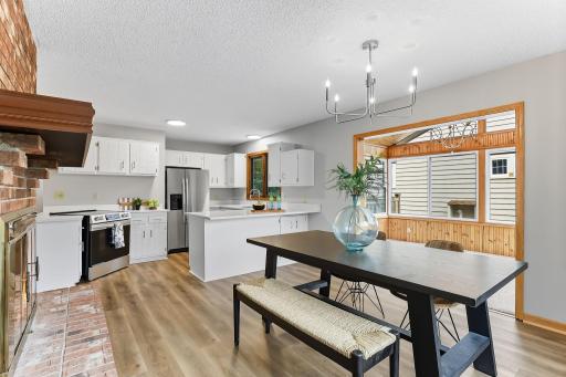 125 E Lake Street, Waconia, MN 55387