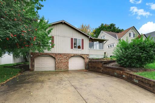 125 E Lake Street, Waconia, MN 55387