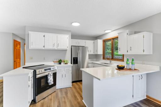 125 E Lake Street, Waconia, MN 55387