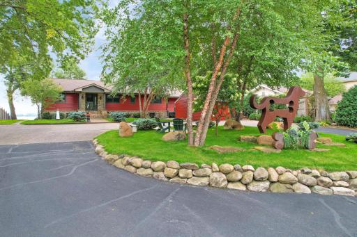 6631 N Shore Trail N, Forest Lake, MN 55025