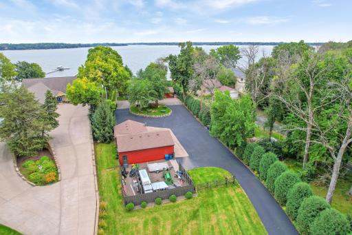 6631 N Shore Trail N, Forest Lake, MN 55025