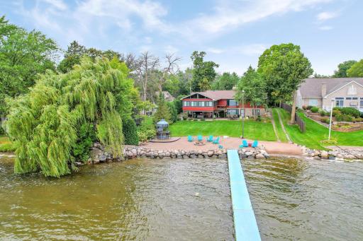 6631 N Shore Trail N, Forest Lake, MN 55025