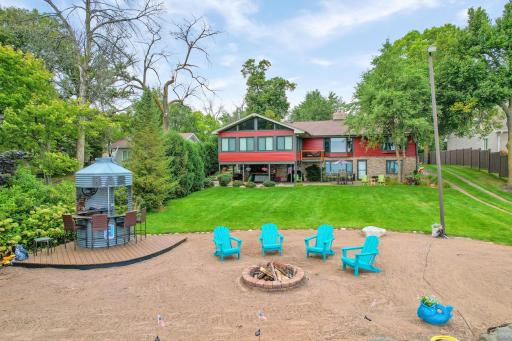 6631 N Shore Trail N, Forest Lake, MN 55025