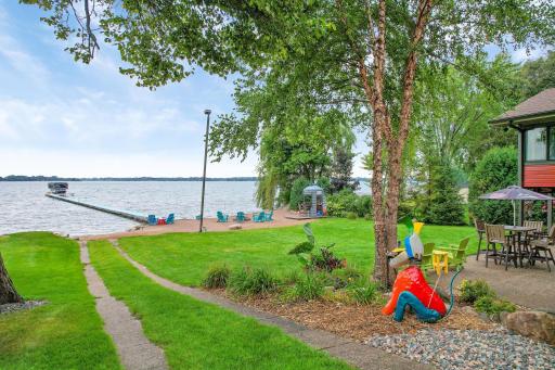 6631 N Shore Trail N, Forest Lake, MN 55025