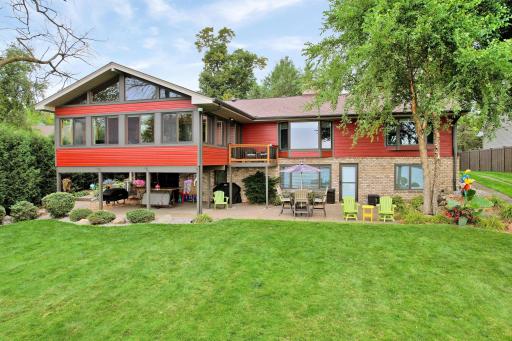 6631 N Shore Trail N, Forest Lake, MN 55025