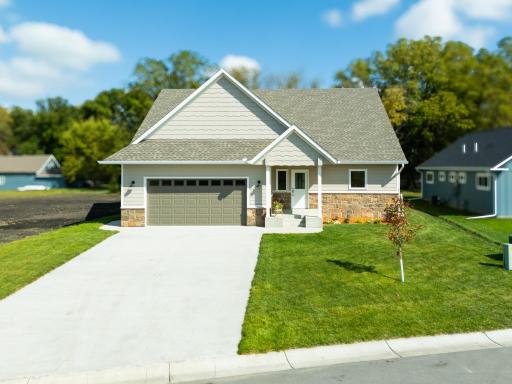 715 Jenks Avenue SW, Cokato, MN 55321