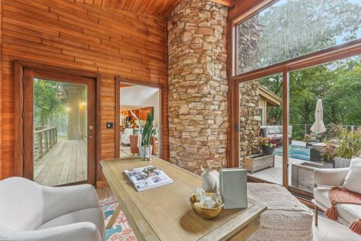 2404 Sherwood Hills Road, Minnetonka, MN 55305
