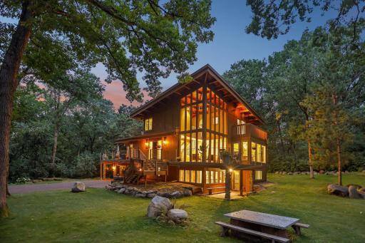 2404 Sherwood Hills Road, Minnetonka, MN 55305