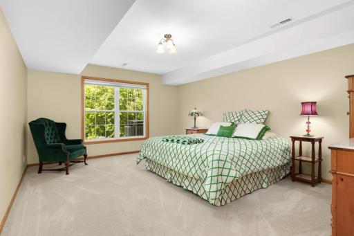 7364 Howard Lane, Eden Prairie, MN 55346