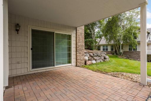 7364 Howard Lane, Eden Prairie, MN 55346