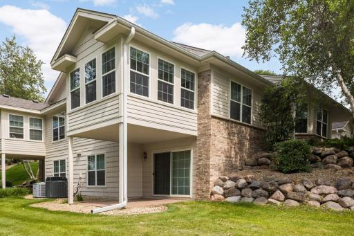7364 Howard Lane, Eden Prairie, MN 55346