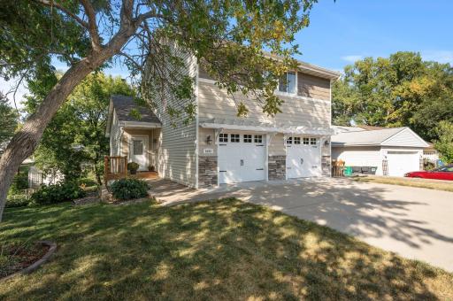 6406 45th Place N, Minneapolis, MN 55428