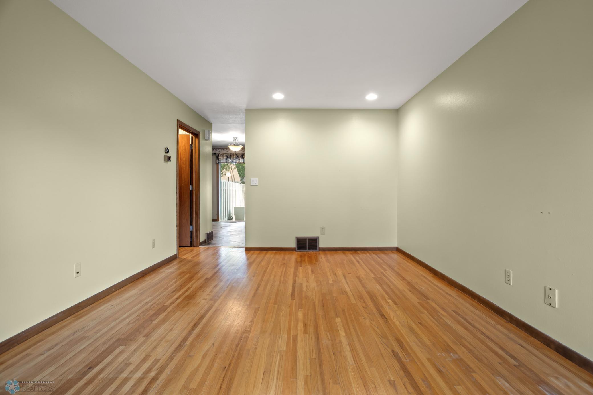 921A9674.jpg