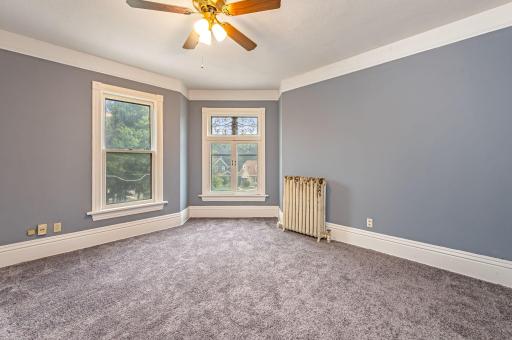 609 E 4th Street, Fairmont, MN 56031