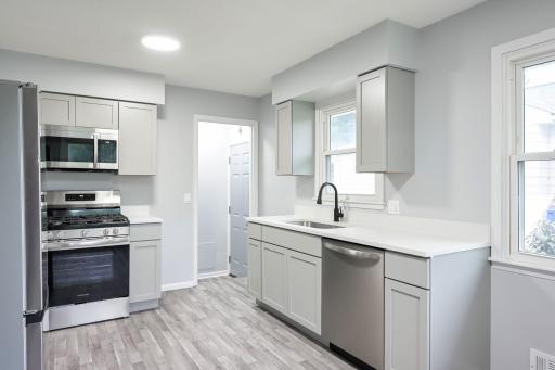 1590 Minnehaha Avenue E, Saint Paul, MN 55106