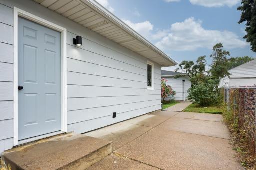 1590 Minnehaha Avenue E, Saint Paul, MN 55106
