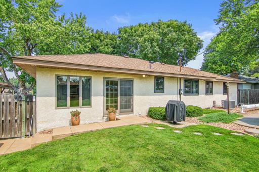 610 57th Avenue NE, Minneapolis, MN 55432